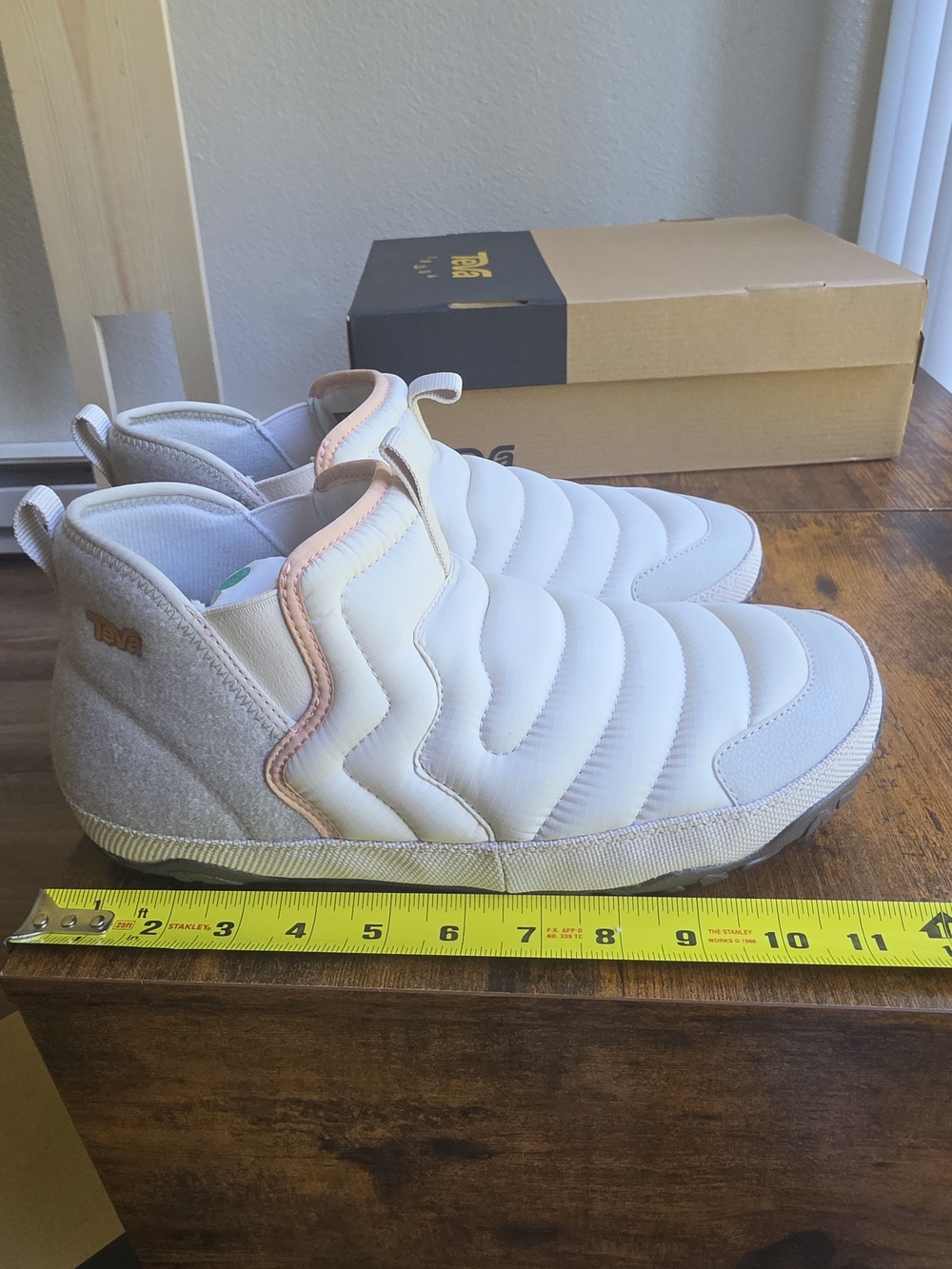 Teva Cream Quilted Slip-On Ankle Sneakers with Pink Trim - Picture 14 of 15